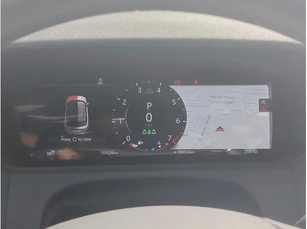 Car image 24