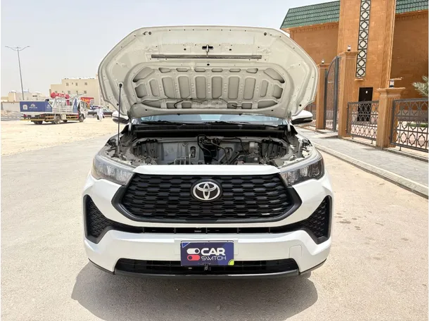 Car image 28