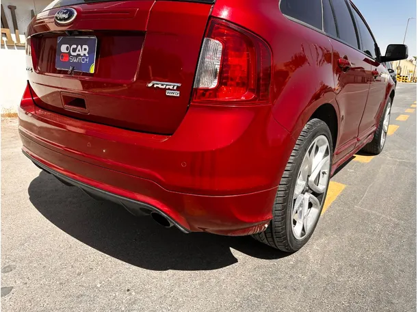 Car image 30
