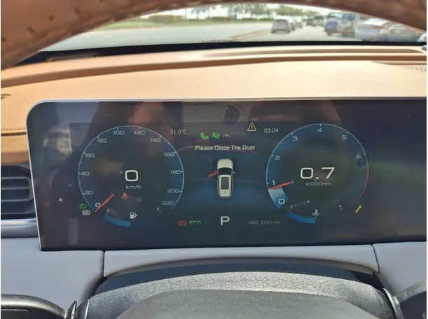 Car image 23