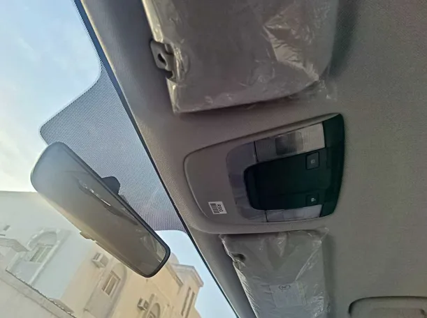 Car image 26
