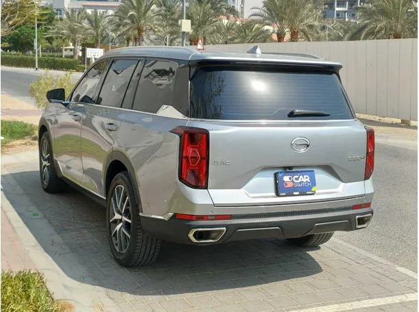 Car image 7