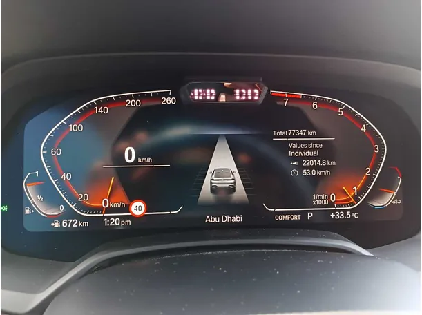 Car image 18