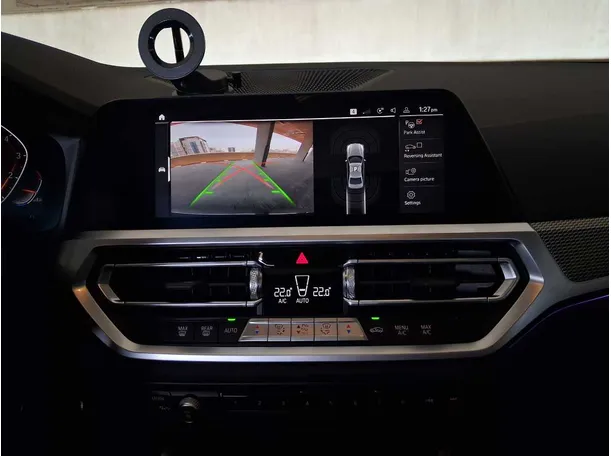 Car image 15
