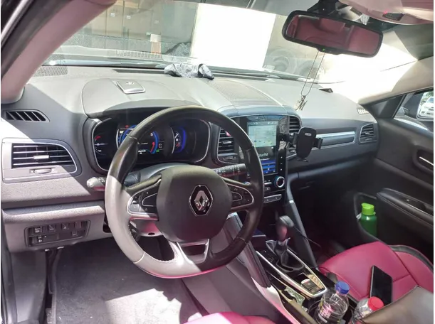 Car image 11