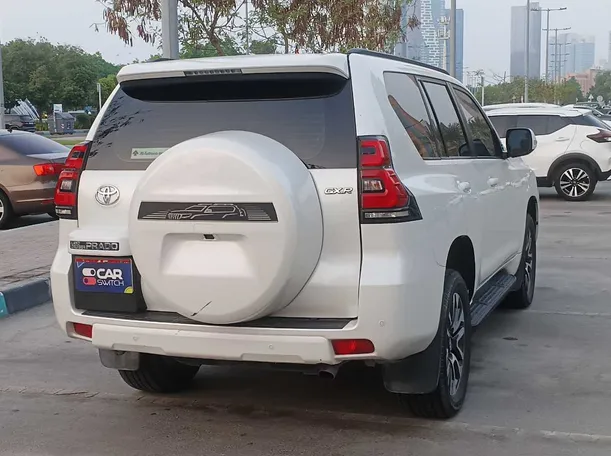 Car image 6