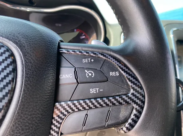 Car image 22