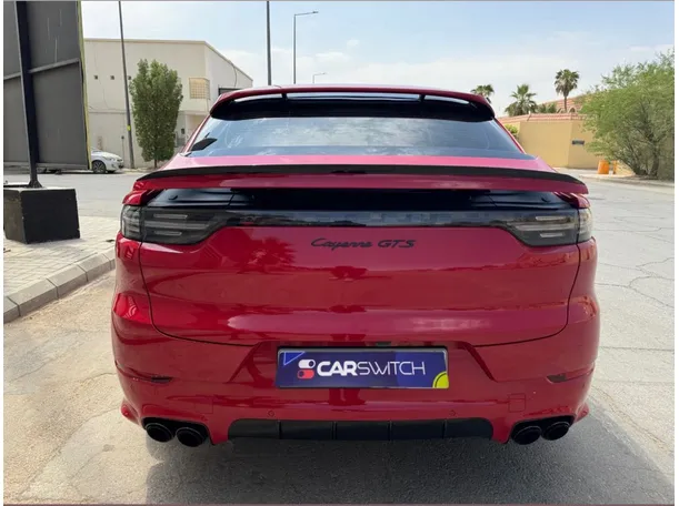 Car image 6