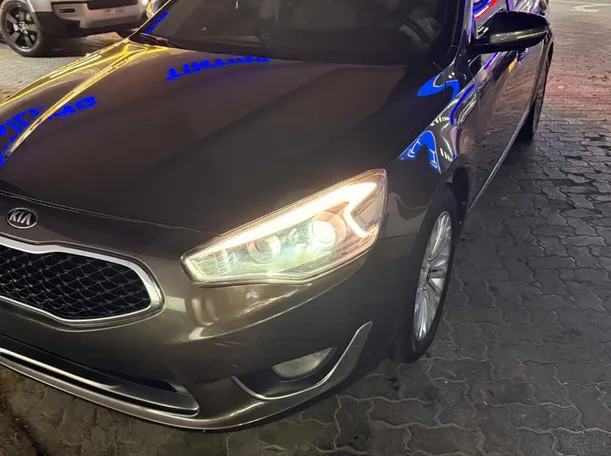 2015 Kia Cadenza in Dubai
