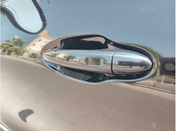 Car image 29