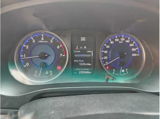 Car image 23