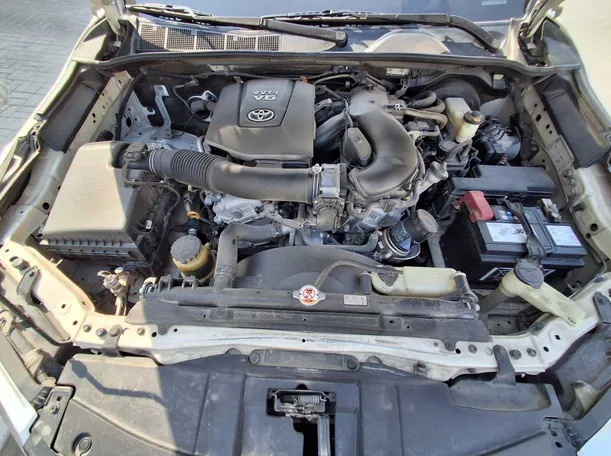 Car image 20