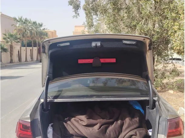 Car image 23