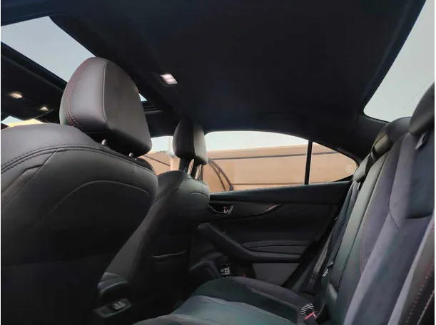Car image 22