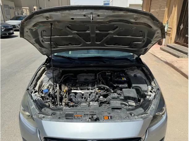 Car image 22