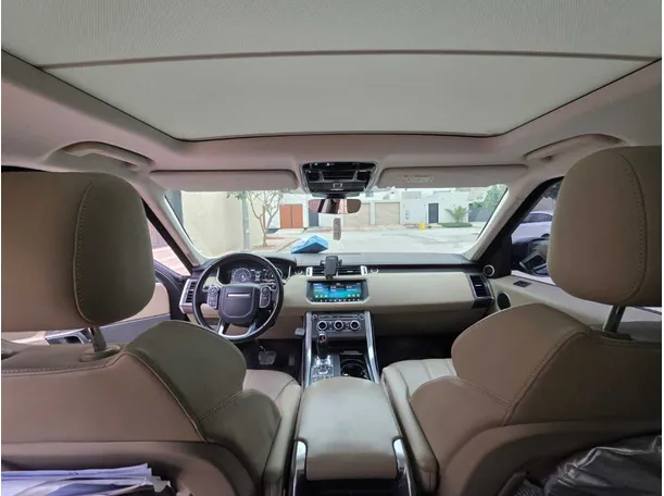 Car image 24
