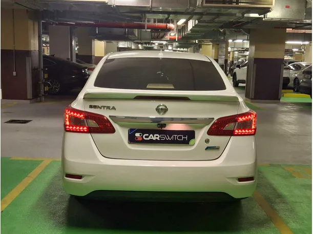 Car image 6