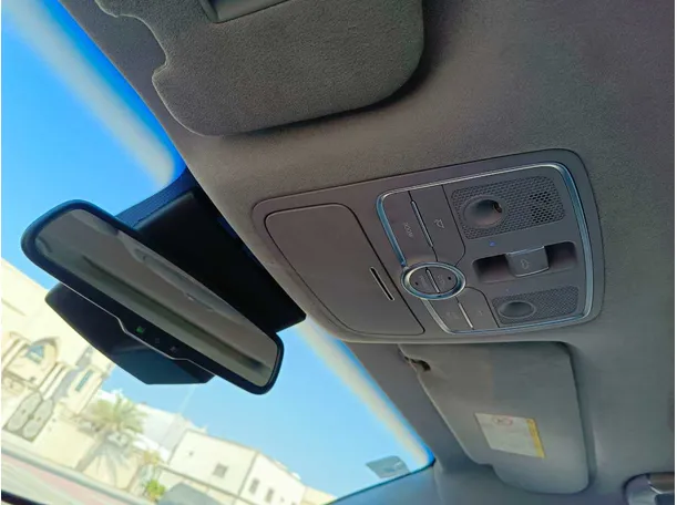 Car image 39
