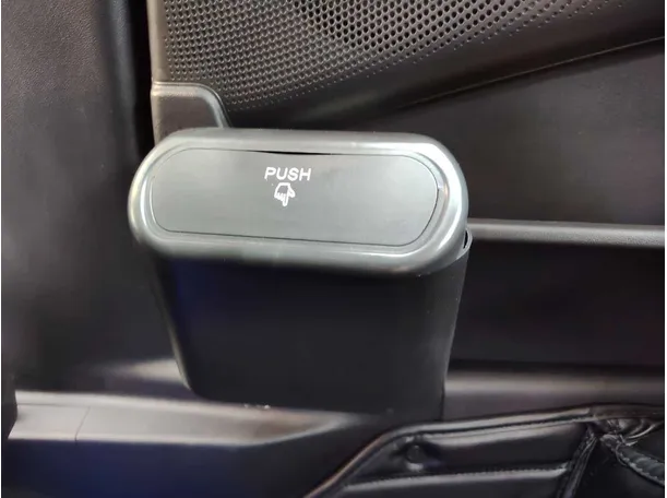 Car image 25