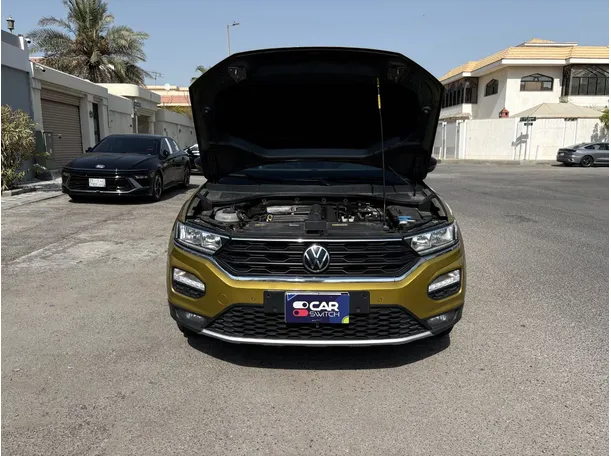 Car image 28