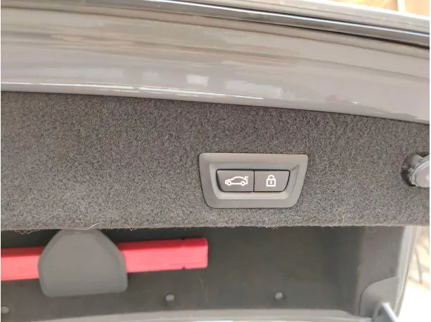 Car image 41