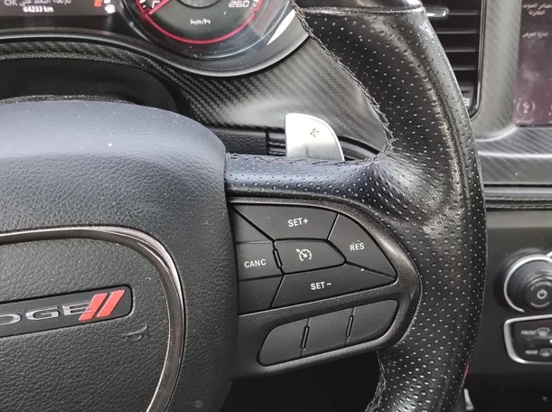 Car image 26