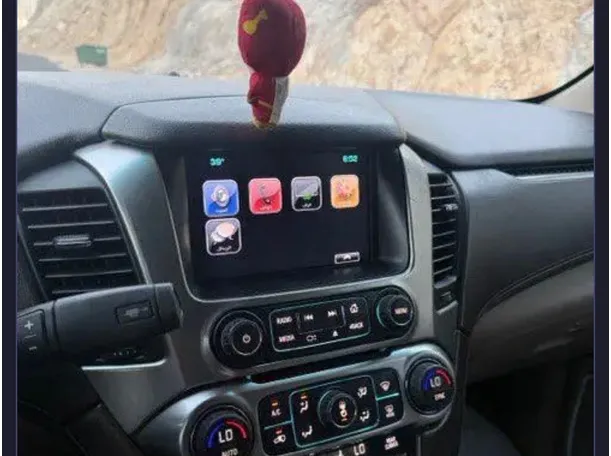 Car image 7