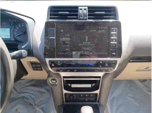Car image 16