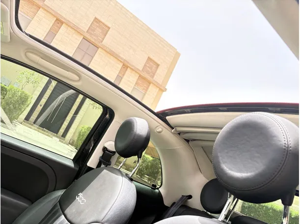 Car image 13