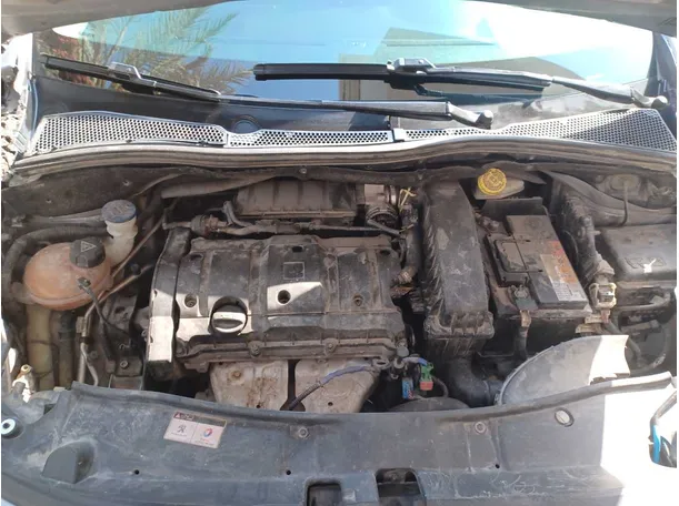 Car image 22