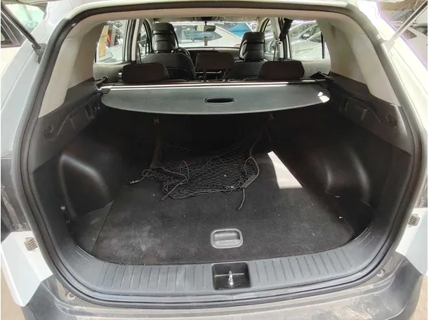 Car image 29