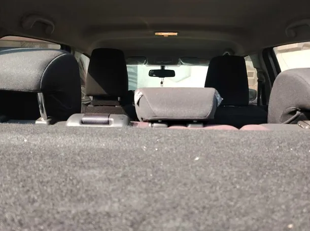 Car image 29