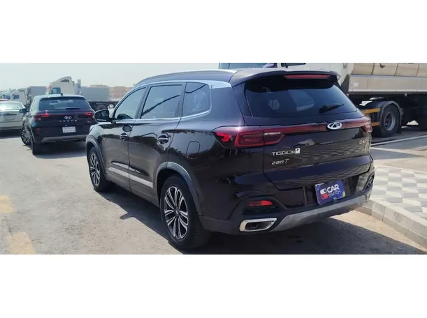 Car image 7