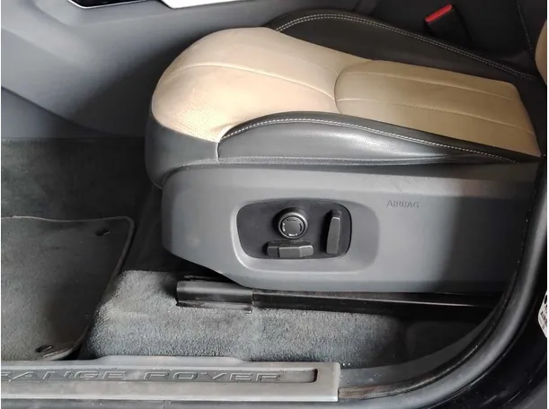 Car image 33