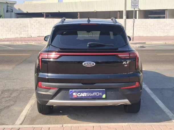 Car image 6