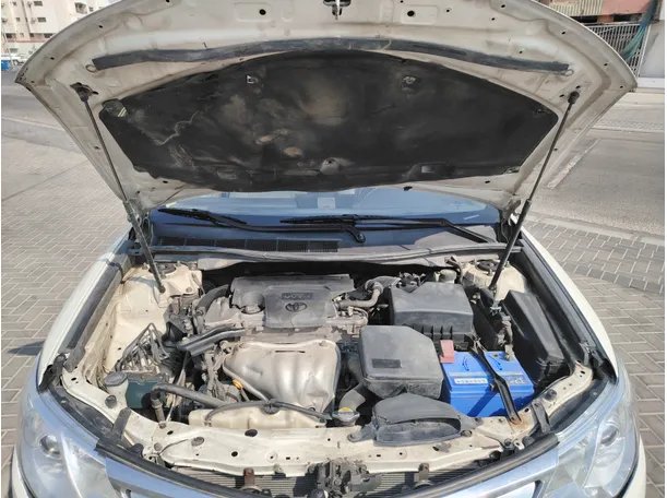 Car image 30