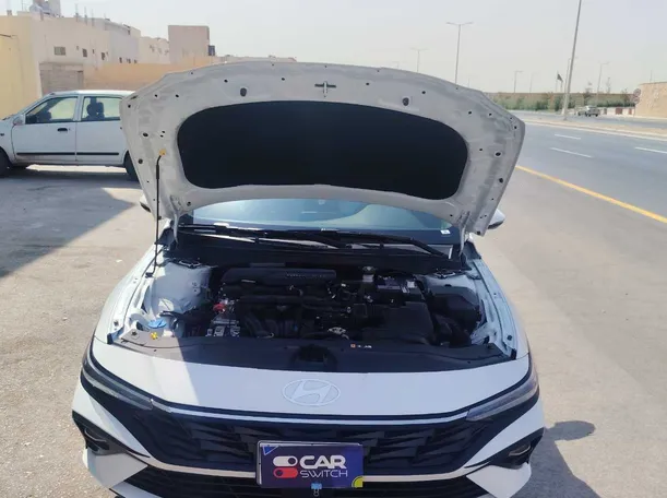 Car image 29