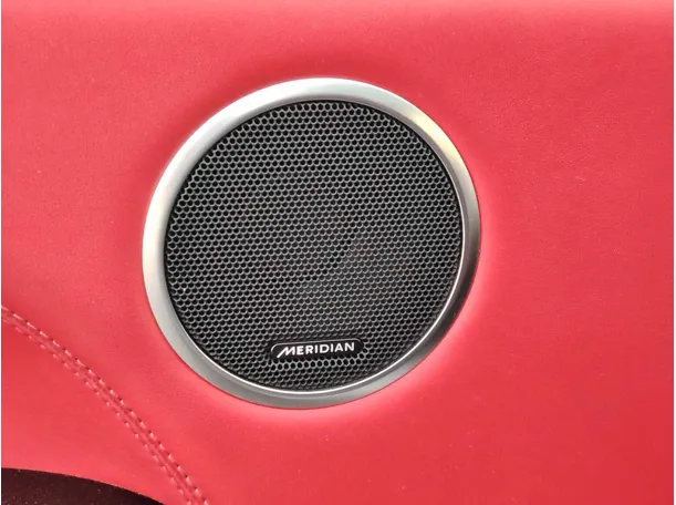 Car image 36