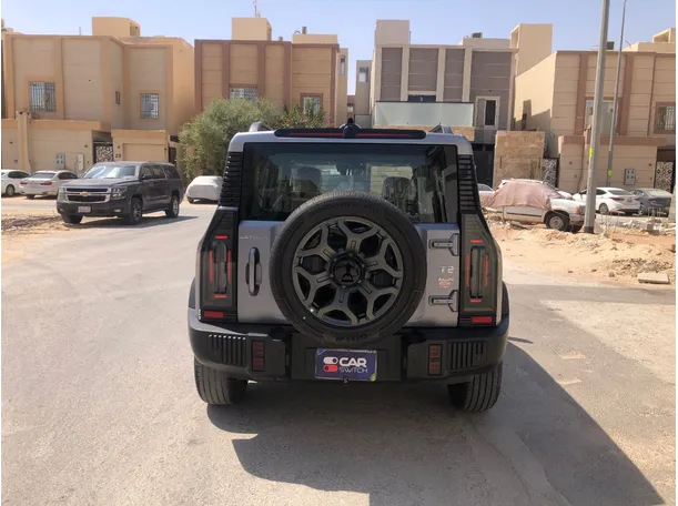 Car image 6