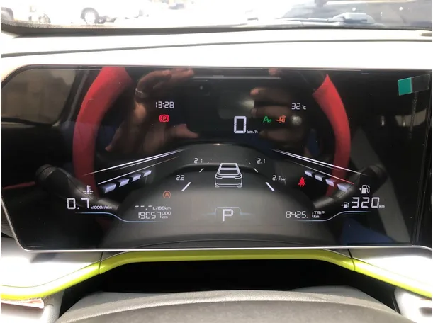 Car image 17