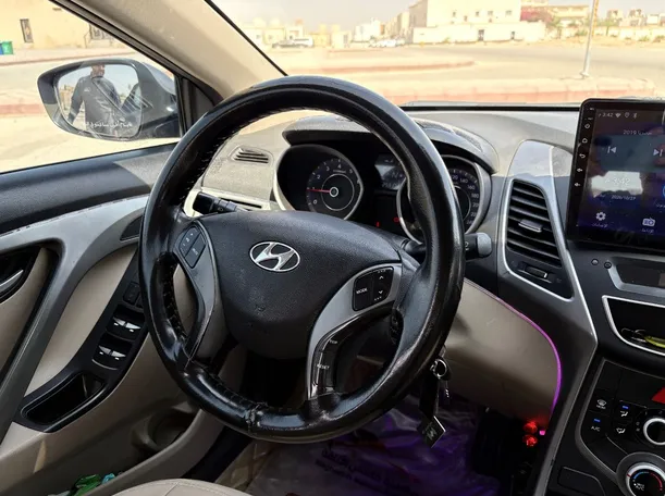 Car image 21