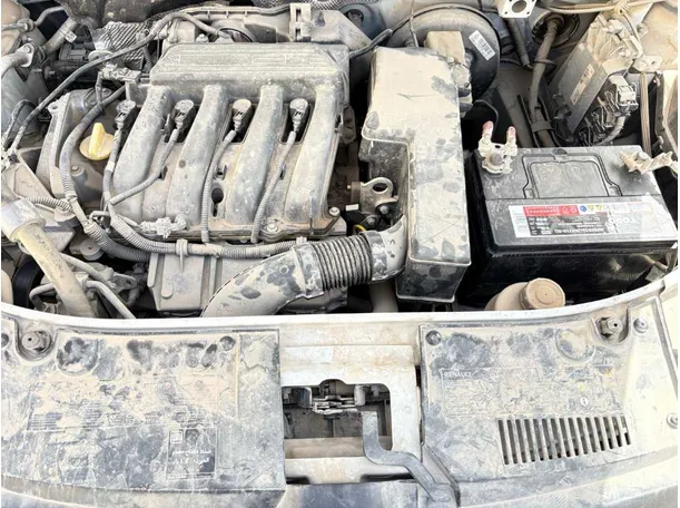 Car image 24