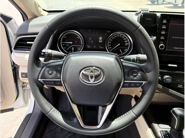 Car image 23