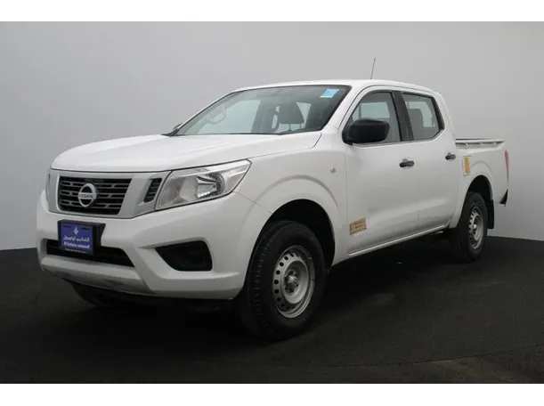 2022 Nissan Navara in UAE