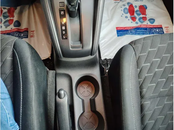 Car image 26