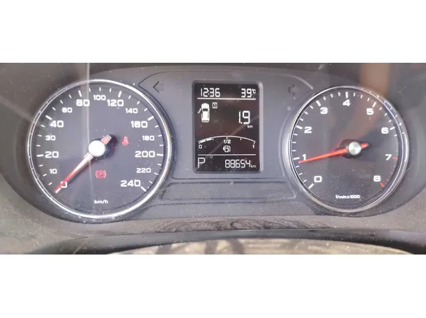 Car image 22