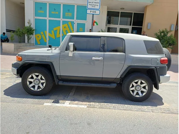 Car image 8