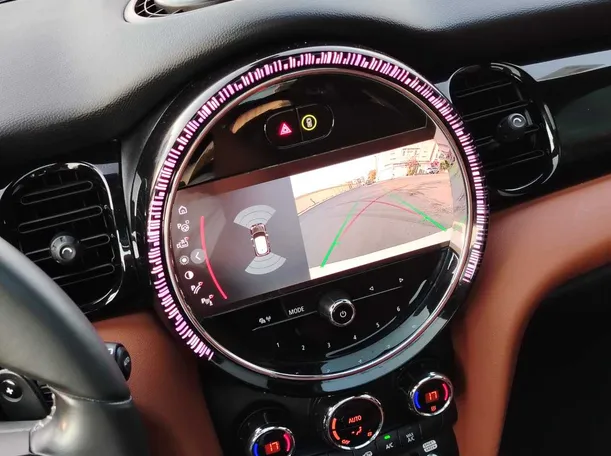 Car image 23