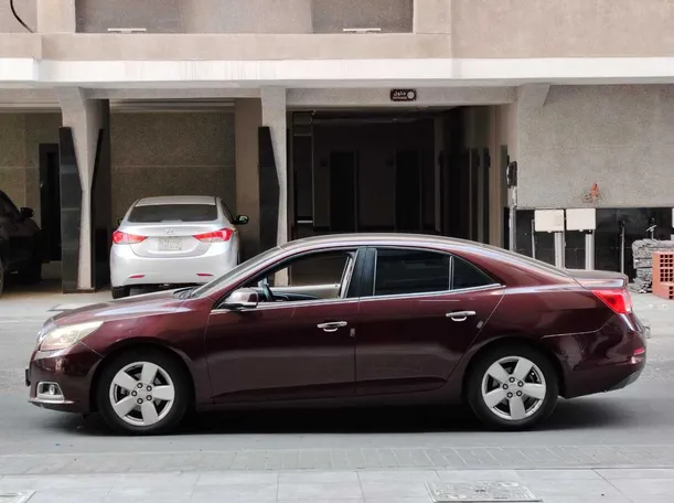 Car image 8