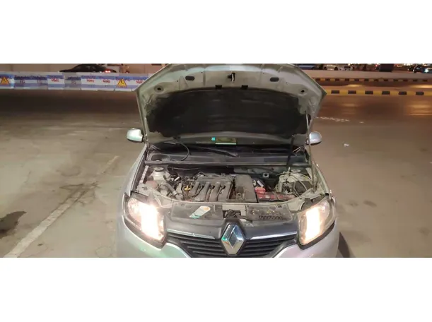 Car image 25